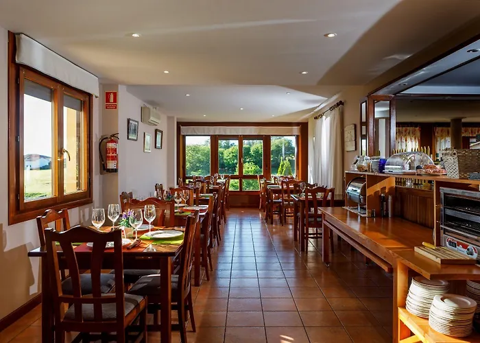 安东林康酒店 3* Abanillas