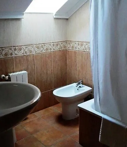 安东林康酒店 Abanillas